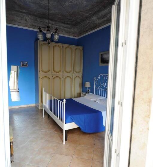 اتاق استاندارد سه نفره, B&b Calcio Storico