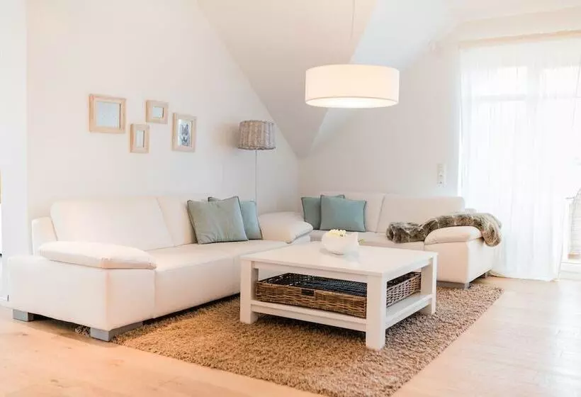 スイート, Belle Maison  Das Kleine