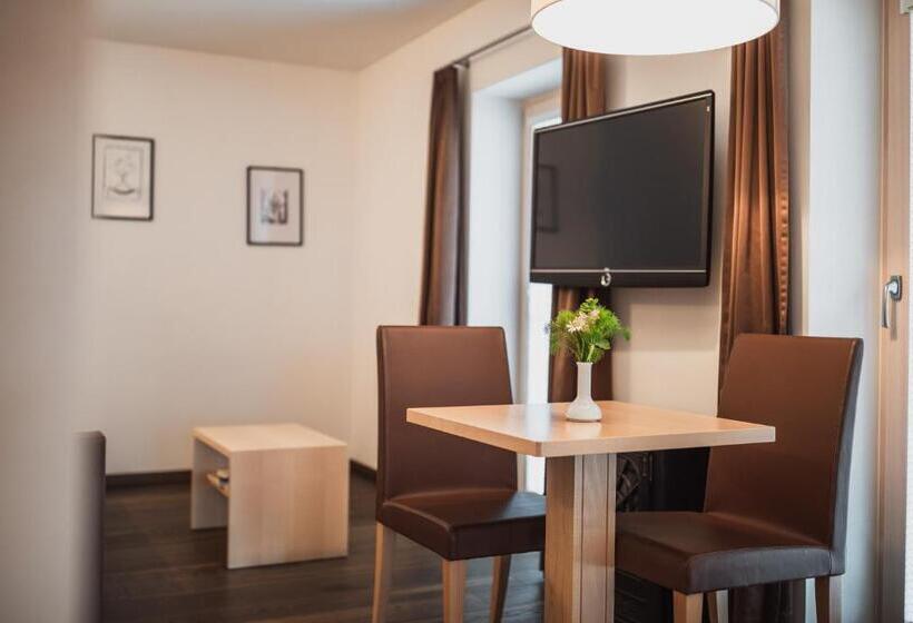 Люкс, Bischofhof   Bistro Jasmin