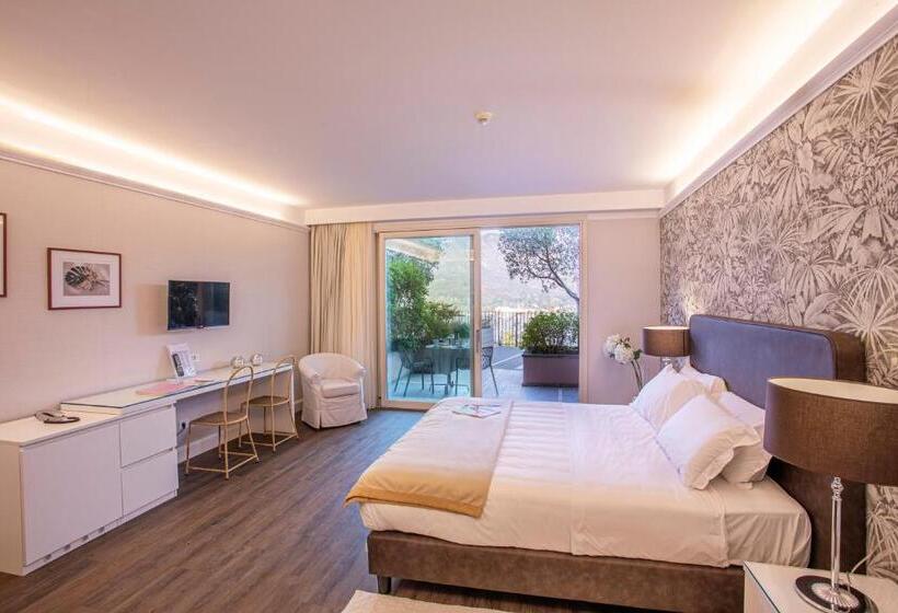 패밀리 룸, Borgo Le Terrazze