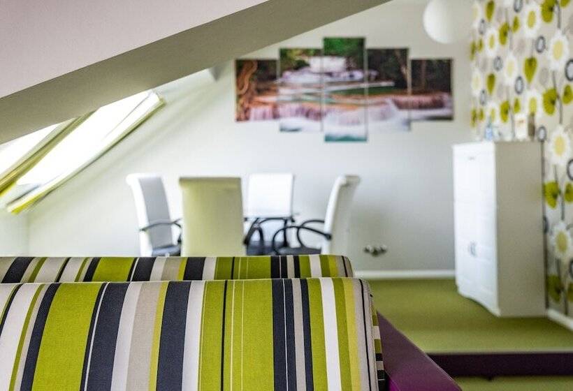 스위트, Domäne Am See