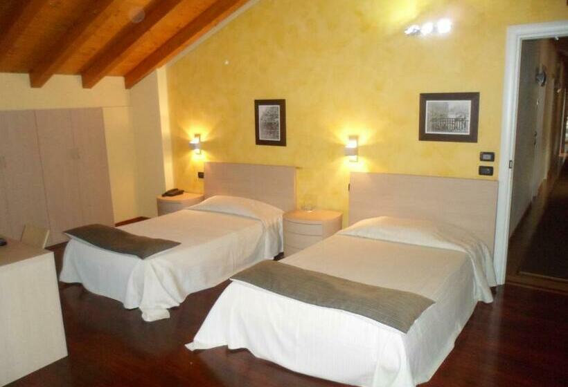 スタンダードルーム, Fontana Santa