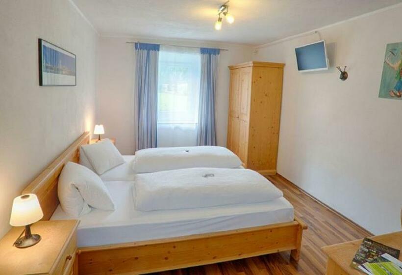 Номер Стандарт, Silbergasser