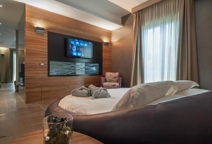 ハイドロマッサージバス付きスイート, Le Dune Suite