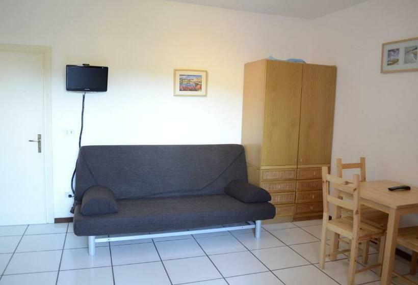 Студия Стандарт, Le Spiagge