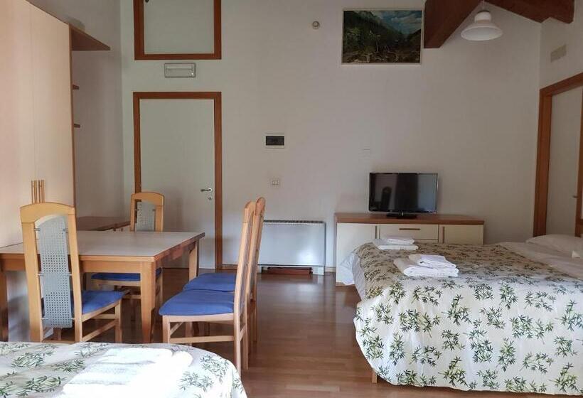 غرفة عائلية, Oasi