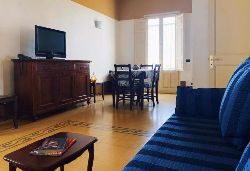 １ベッドルームのデラックスアパートメント, Palazzo Gambuzza