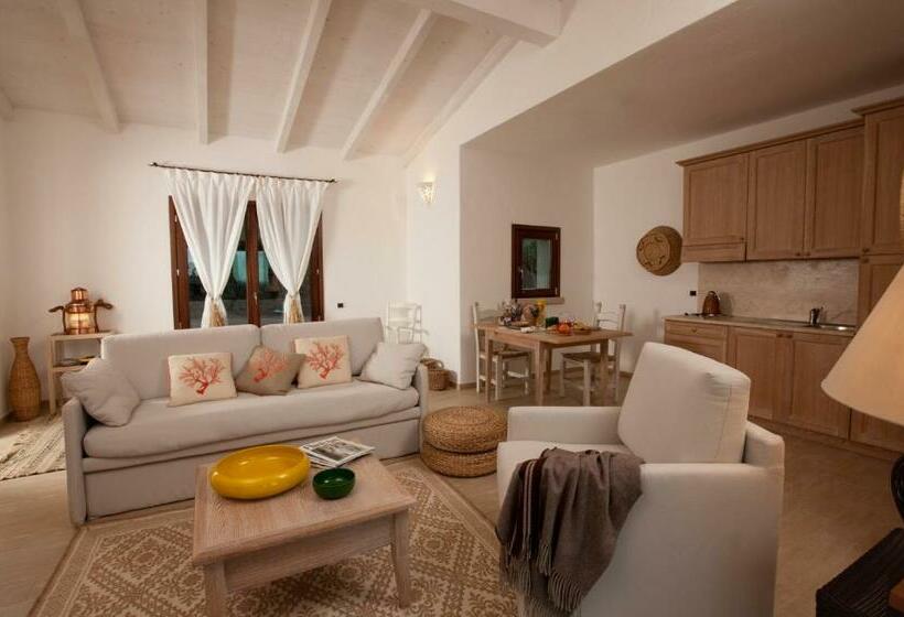 Апартаменты 1 Спальня, Punta Falcone Resort
