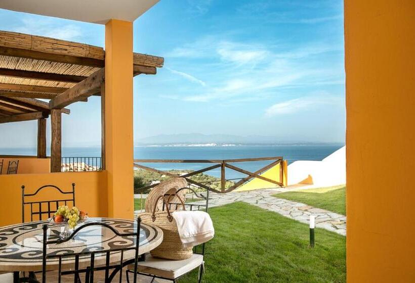 Люкс Повышенной Комфортности, Punta Falcone Resort