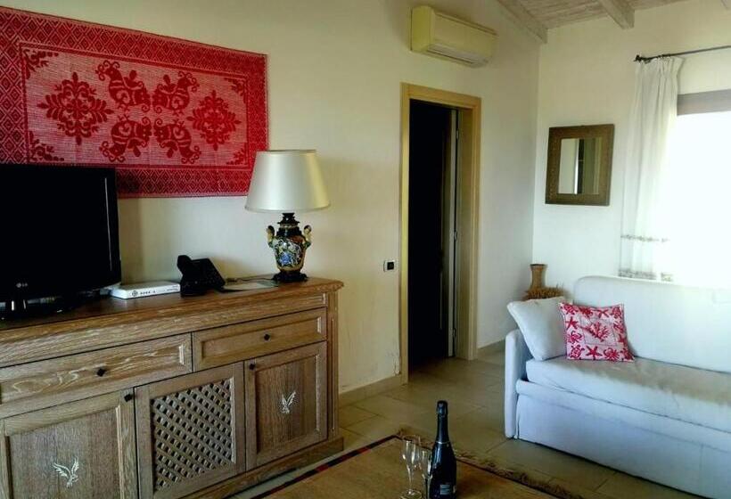 آپارتمان سوپریور 1 خوابه, Punta Falcone Resort