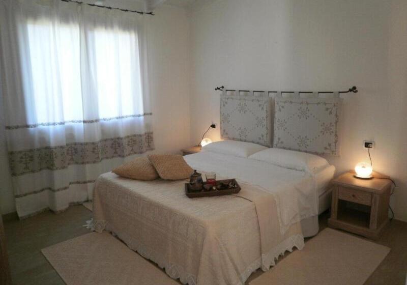 آپارتمان لوکس 1 خوابه, Punta Falcone Resort