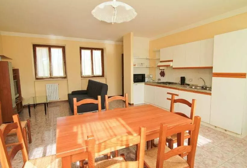 Huoneisto 2 Makuuhuonetta, Residence Corte Del Bosco