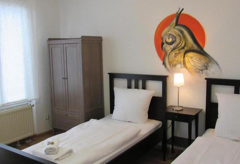 اتاق استاندارد, Stayinn Hostel Und Gastehaus
