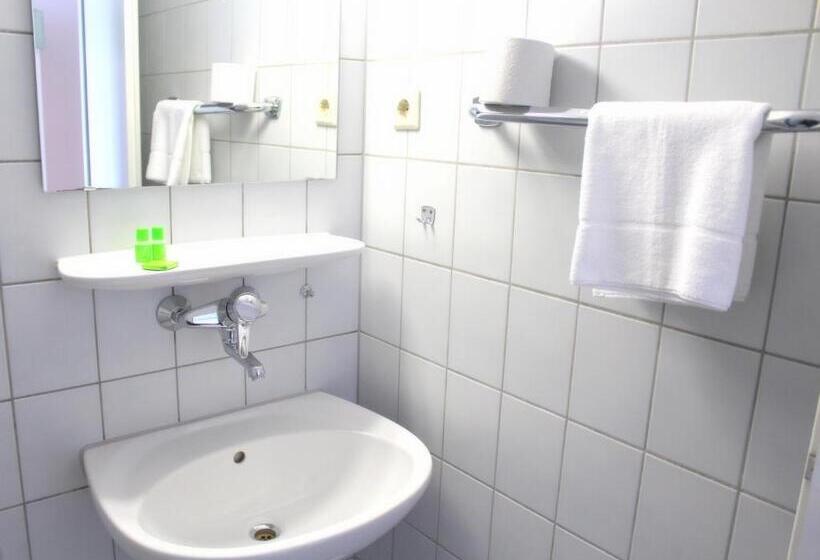 اتاق استاندارد یک نفره, Stayinn Hostel Und Gastehaus