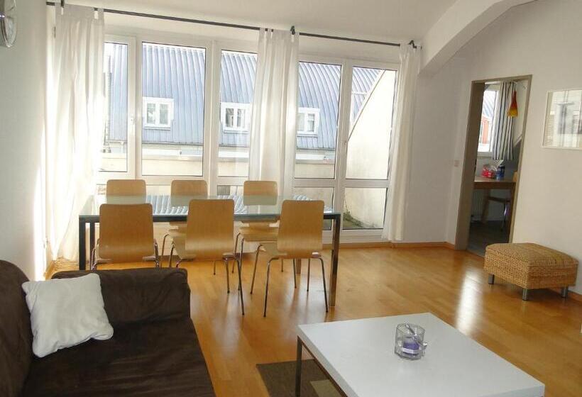 آپارتمان 2 خوابه, Stayinn Hostel Und Gastehaus