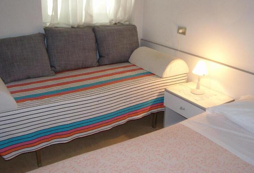 身障者適用スタンダードルーム, Villa Carla