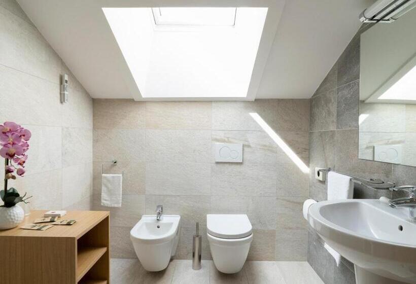 חדר דלוקס יחיד, Villa Regina