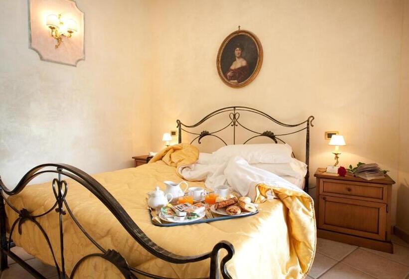 غرفة قياسية رباعية, Villa Torre Antica