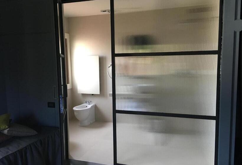 חדר דלוקס יחיד, 5 Colonne