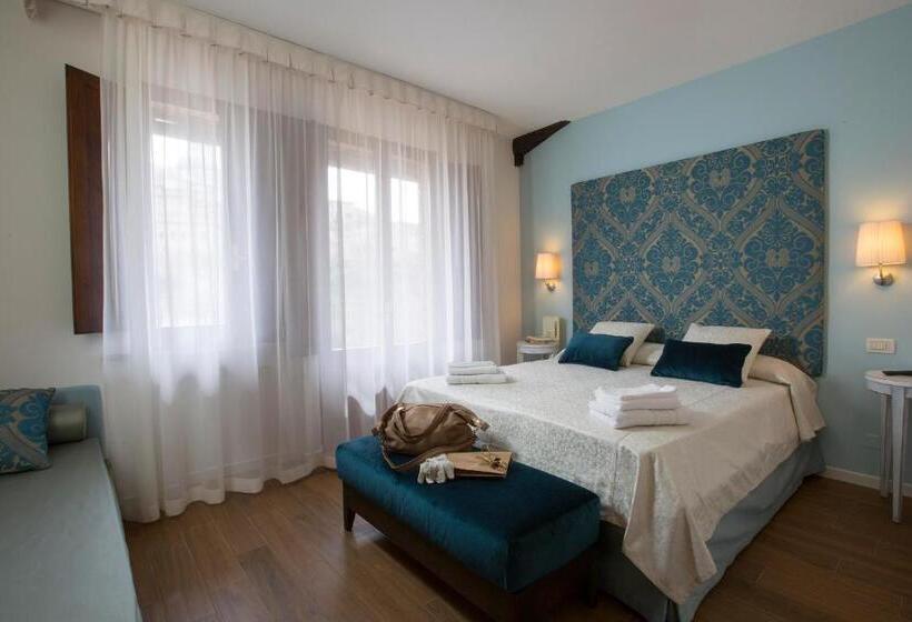 シティビューのスーペリアルーム, Alma Domus