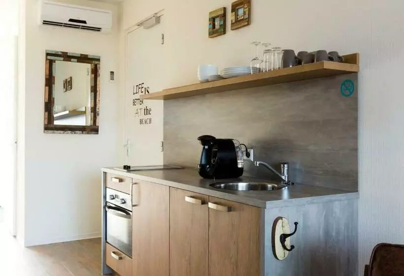 Deluxe Quadruple Room, De Zeeuwse Kust (family Only)