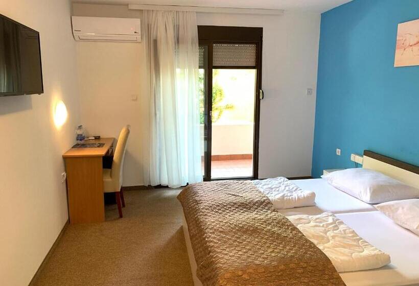 Номер Стандарт, Ruža