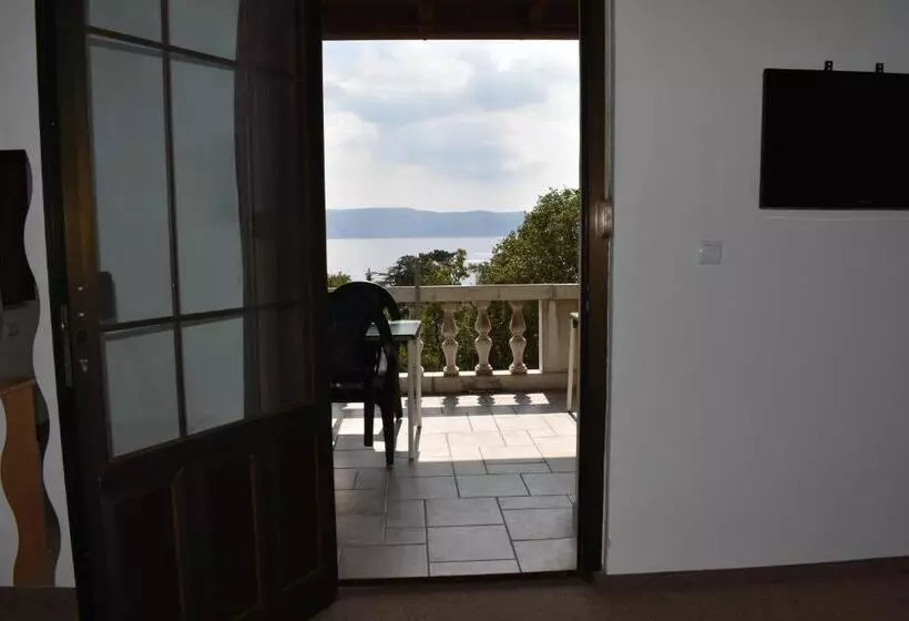 Triple Room Sea View, Ruža
