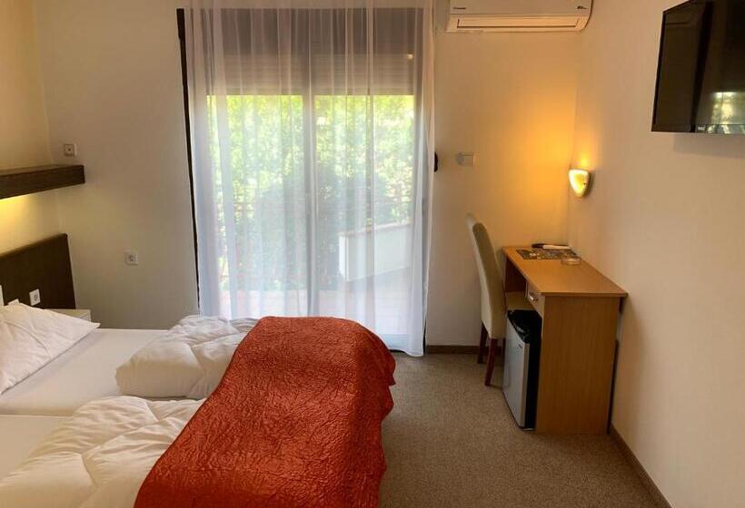 Номер Стандарт, Ruža