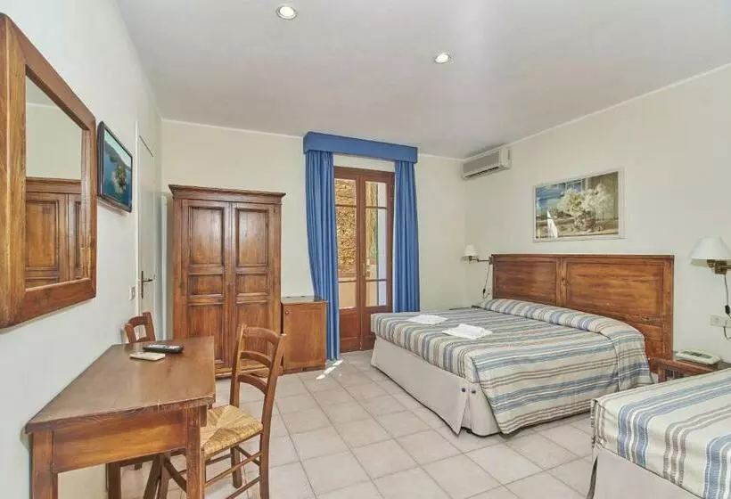 コンフォートルーム, Villa Rodriguez