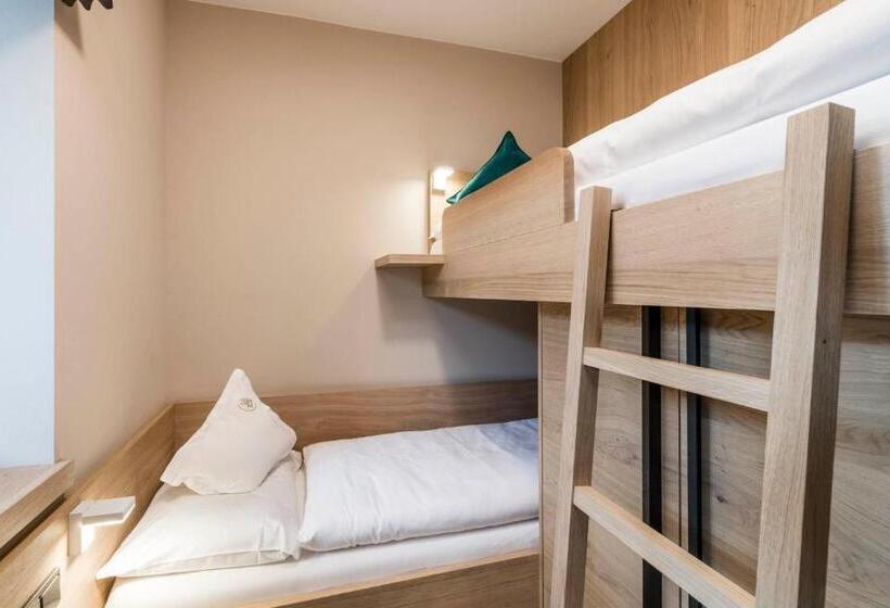 带2个卧室的公寓, Zirmerhof & Residence