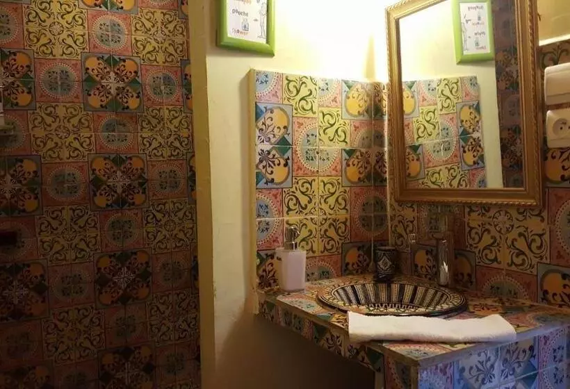 اتاق استاندارد, Riad Le Cheval Blanc
