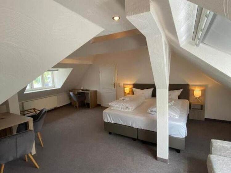 침실 2개 스위트, Horchem Hotel Restaurant Café Bar