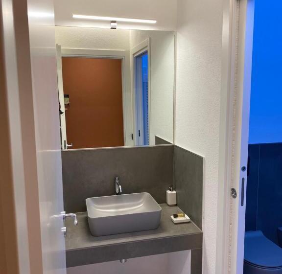 استودیوی لوکس, Affittacamere Rio Centrale