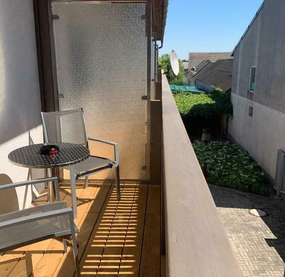 Номер Стандарт Индивидуальный с Балконом, Apetlon`er Familie Böhm