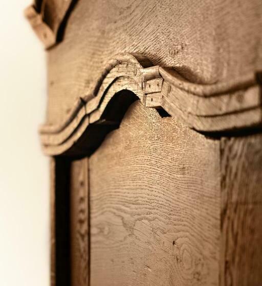 标准单人间, Gut Hungenbach