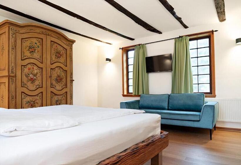 标准间, Gut Hungenbach