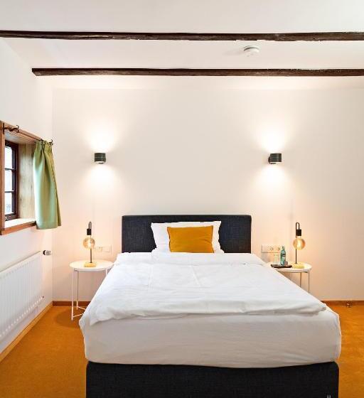 标准间, Gut Hungenbach