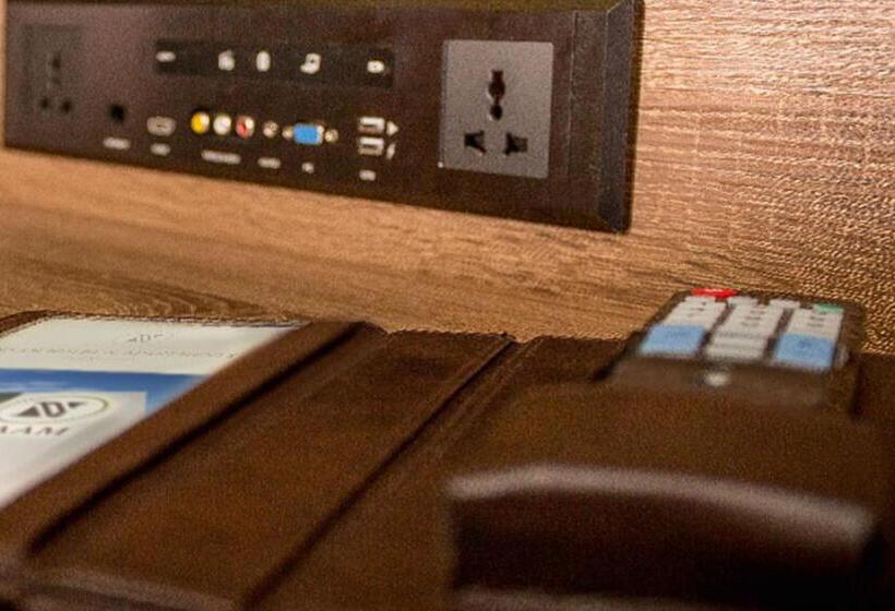 סוויטה עם מרפסת, Naam Hotel & Apartments Frankfurt City Messe Airport