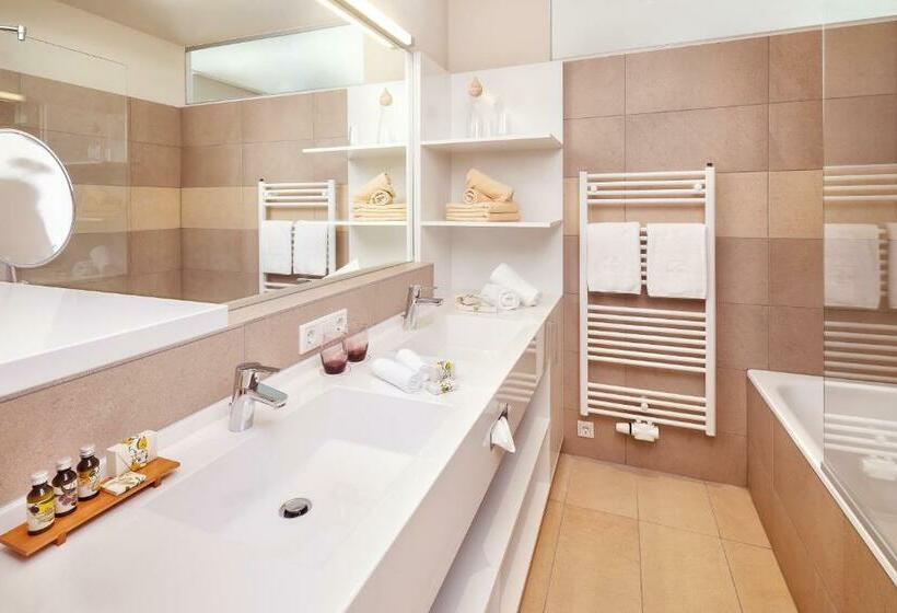 סוויטת ג'וניור, Narzissen Vital Resort Bad Aussee