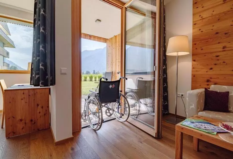 身障者適用ジュニアスイートルーム, Narzissen Vital Resort Bad Aussee