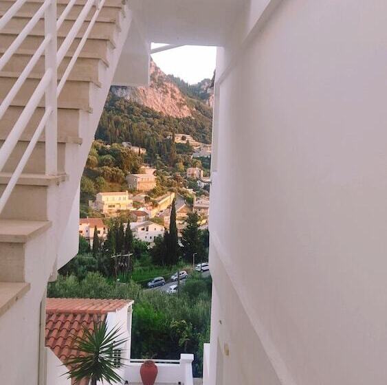 Студио Базик, Panorama Apartments