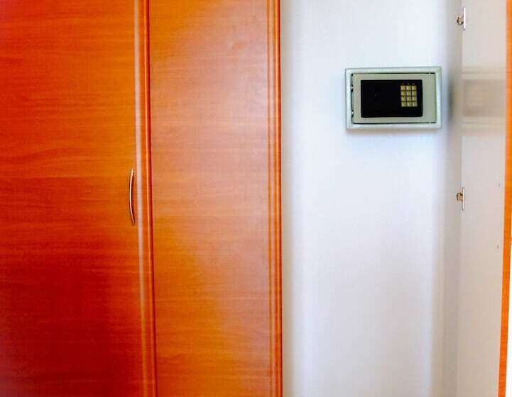 Студио Базик, Panorama Apartments