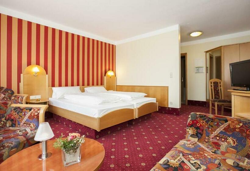 コンフォートルーム, Restaurant Breitenbacher Hof