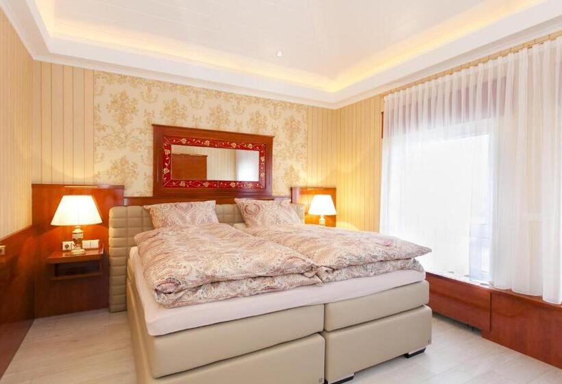 جناح, Restaurant Breitenbacher Hof