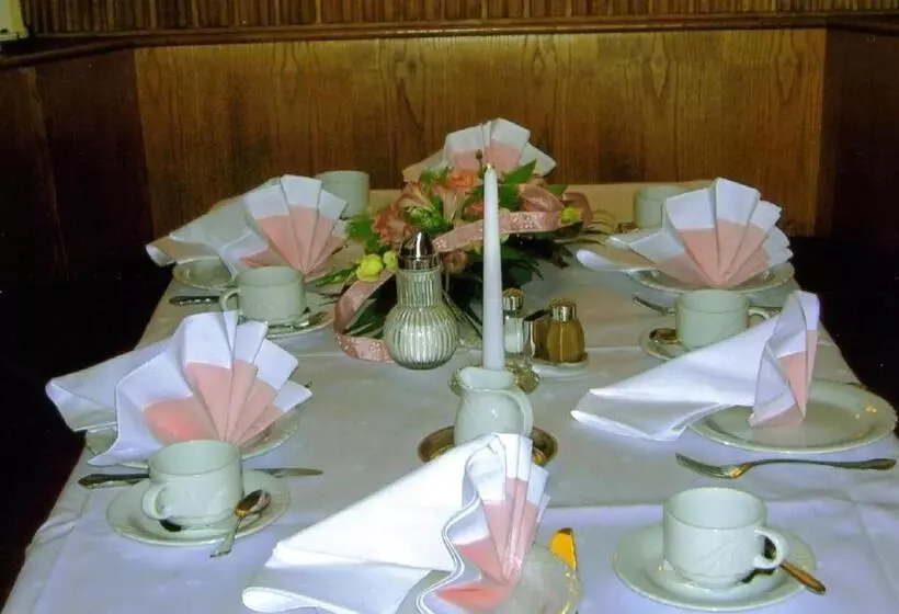 エコノミールーム, Restaurant Schmidter Bauernstube