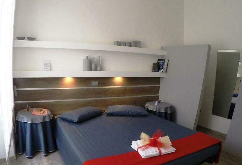 침실 1개 아파트, Sembenini Palace