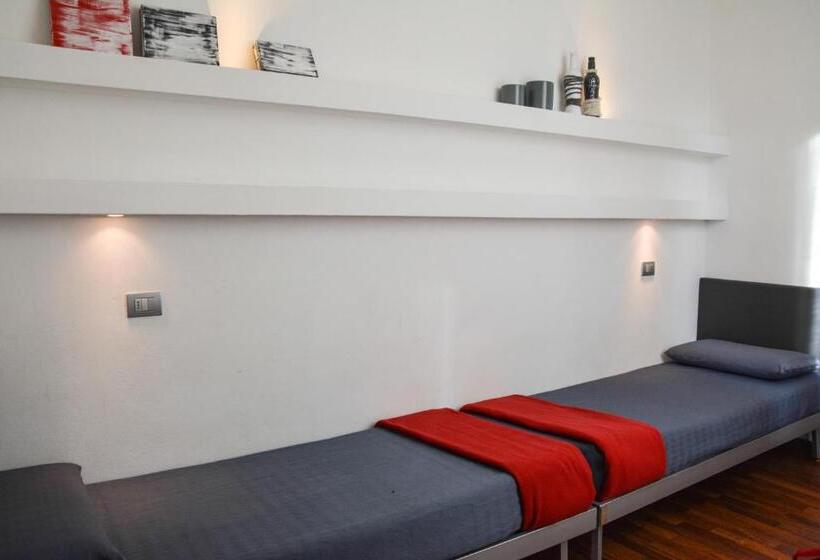 침실 2개 아파트, Sembenini Palace