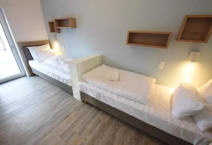 スーペリアースイート, Steverbett