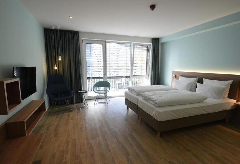 장애인을 위한 스탠다드 룸, Steverbett