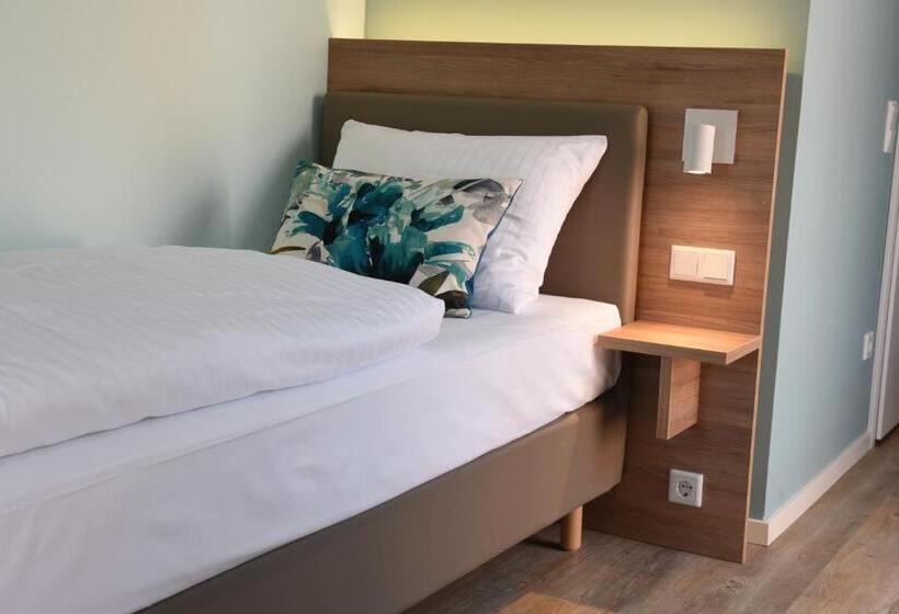 클래식 싱글 룸, Steverbett